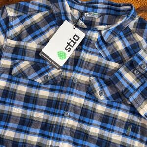Stio Junction Midweight Flannel Shirt Men's Medium Blue Plaid Organic Cotton NEW